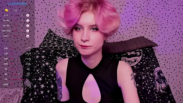 Snapshot of Angel_Julles chatting on 05-16-26, 02:05 Angel Julles online show from 05-16-26, 02:05