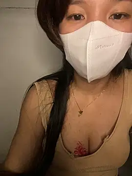 Snapshot of DAISSY69 chatting on 11-01-25, 05:51 DAISSY69 online show from 11-01-25, 05:51