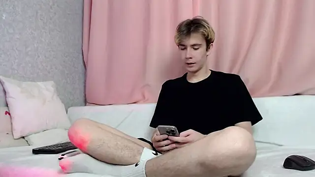 Harvey foster online show from 12-03-25, 07:41