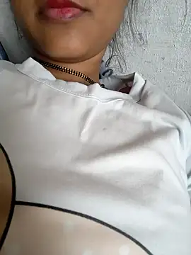 Snapshot of HOT_SANVI_25 chatting on 11-01-25, 04:41 HOT SANVI 25 online show from 11-01-25, 04:41