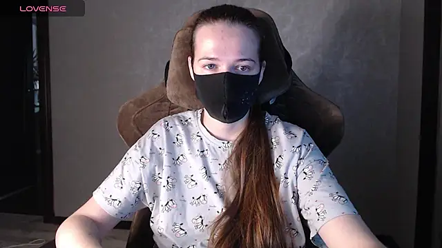 Snapshot of ZlatoslavaLo chatting on 11-26-25, 06:46 ZlatoslavaLo online show from 11-26-25, 06:46