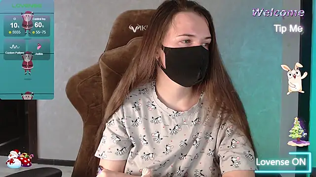 Snapshot of ZlatoslavaLo chatting on 12-20-25, 07:33 ZlatoslavaLo online show from 12-20-25, 07:33