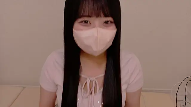 Snapshot of emiri_da_nyan chatting on 08-06-26, 01:17 emiri da nyan online show from 08-06-26, 01:17