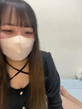 Snapshot of emiri_da_nyan chatting on 05-18-26, 11:26 emiri da nyan online show from 05-18-26, 11:26