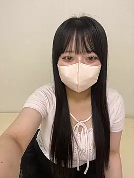 Snapshot of emiri_da_nyan chatting on 07-16-26, 12:13 emiri da nyan online show from 07-16-26, 12:13