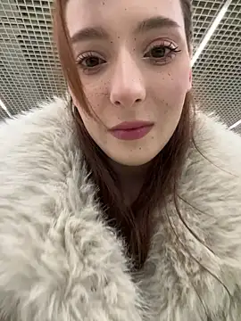 LilluKatten online show from 12-20-25, 09:45