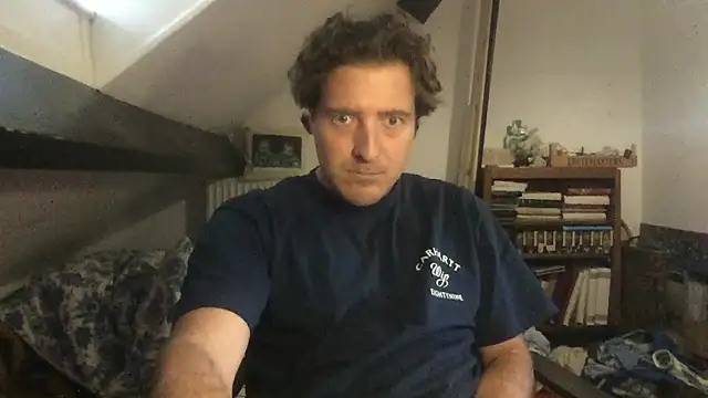 dutchpieter95 online show from 04-10-26, 08:10