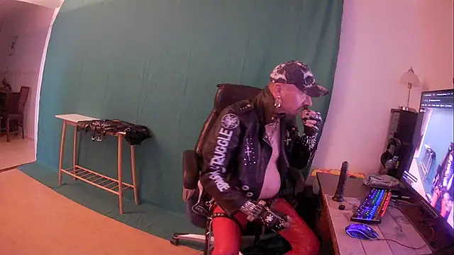 NahkaSami online show from 11-11-25, 11:16