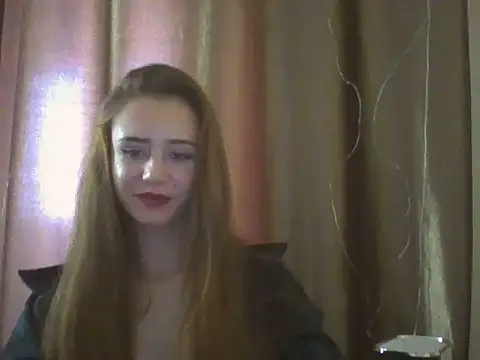 MyLittle Flame online show from 04-18-26, 12:07