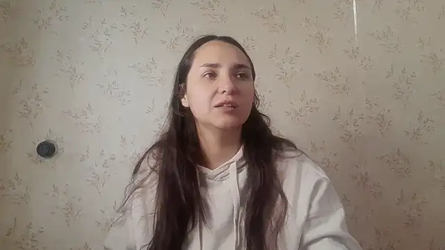 VoulezVous Angel online show from 04-12-26, 05:00