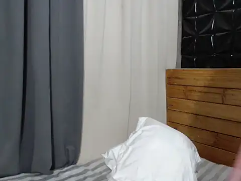 TheExoticJessa online show from 11-18-25, 01:58