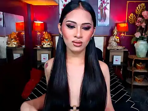 Plastique PATRICIA online show from 03-24-26, 08:36