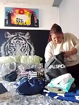 MassiveBoobsxxxx online show from 12-16-25, 02:10