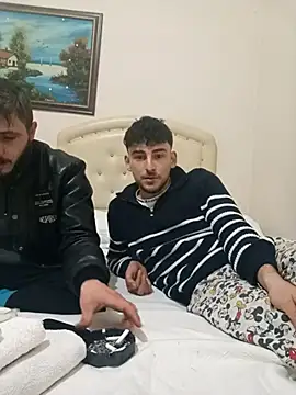 yasinesra757  online show from 02-22-26, 12:57