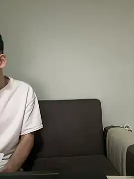 yasinesra757  online show from 01-13-26, 04:49