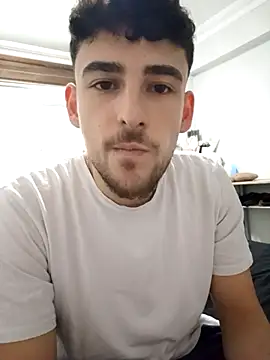 yasinesra757  online show from 02-18-26, 02:02