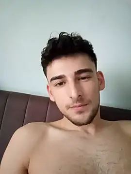 yasinesra757  online show from 01-10-26, 12:11