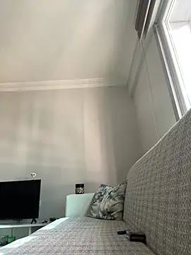 yasinesra757  online show from 01-18-26, 09:13