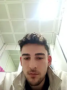 yasinesra757  online show from 01-08-26, 09:43