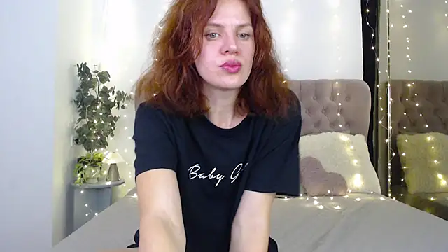 Sandra angel  online show from 12-21-25, 02:13