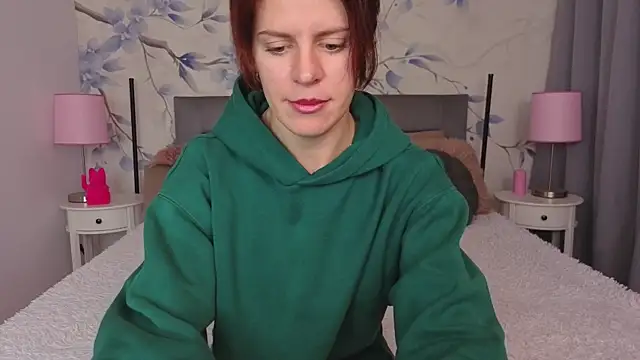 Sandra angel  online show from 11-26-25, 10:10