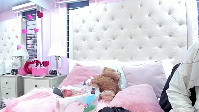 scarlett leblanc  online show from 03-04-26, 11:40