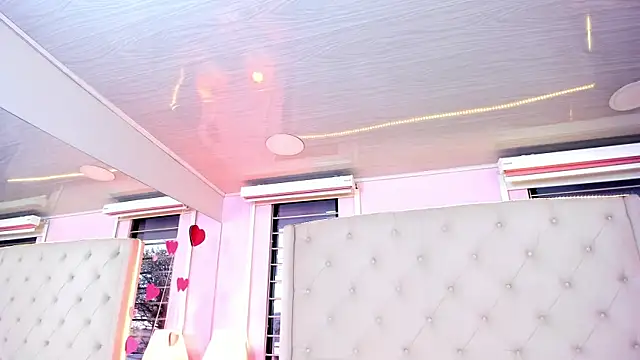 scarlett leblanc  online show from 06-24-26, 11:31