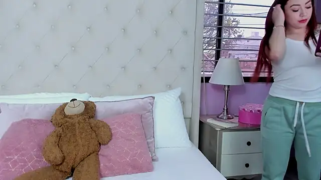 scarlett leblanc  online show from 12-22-25, 01:11