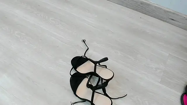 scarlett leblanc  online show from 04-04-26, 12:45