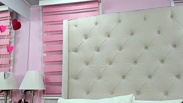 scarlett leblanc  online show from 07-25-26, 12:11