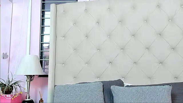 scarlett leblanc  online show from 08-07-26, 12:33