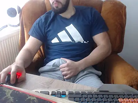 strongcoffee10 online show from 11-18-25, 08:17