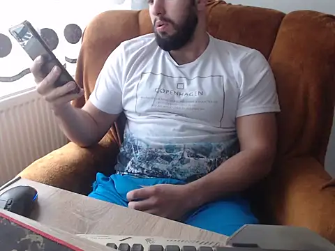 strongcoffee10 online show from 11-12-25, 07:23