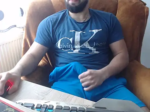 strongcoffee10 online show from 11-11-25, 09:37