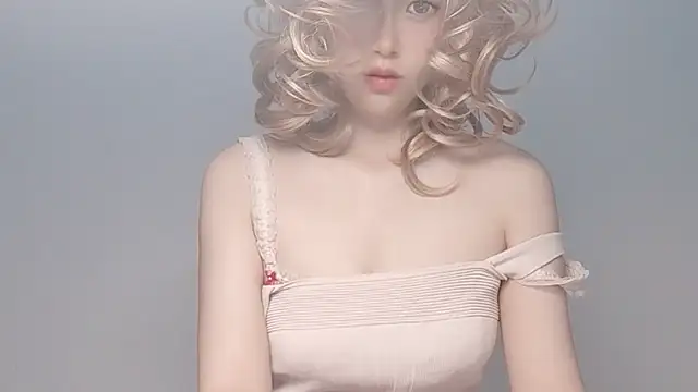 Snapshot of JuliaNoir chatting on 05-11-26, 03:19 JuliaNoir online show from 05-11-26, 03:19