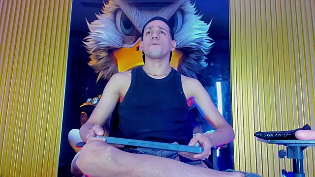 Snapshot of noah_deluxe chatting on 10-30-25, 03:31 noah deluxe online show from 10-30-25, 03:31