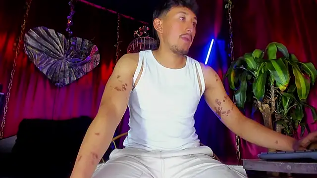 x heros x online show from 11-01-25, 03:17