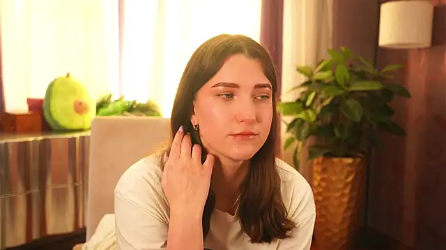 RandiThanos online show from 11-03-25, 04:07