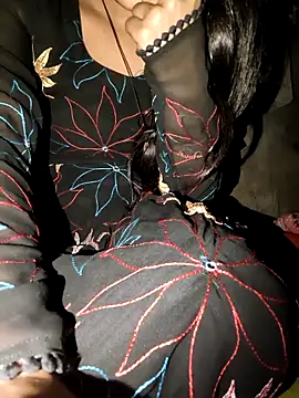 Snapshot of Hot_Simran_01 chatting on 10-31-25, 07:27 Hot Simran 01 online show from 10-31-25, 07:27