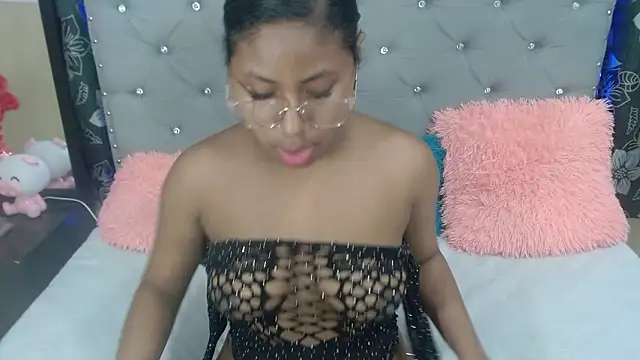 Snapshot of valentinavega18x chatting on 02-20-26, 06:26 valentinavega18x online show from 02-20-26, 06:26