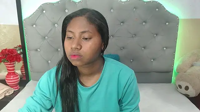 valentinavega18x online show from 11-14-25, 03:43