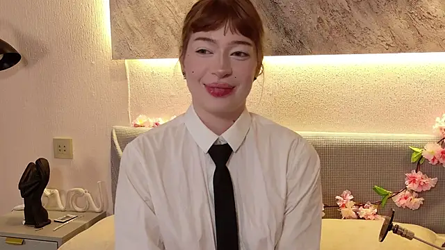Nicolle moors online show from 07-19-26, 03:42