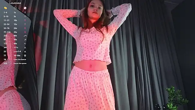 KarlaMagnett online show from 12-18-25, 03:16