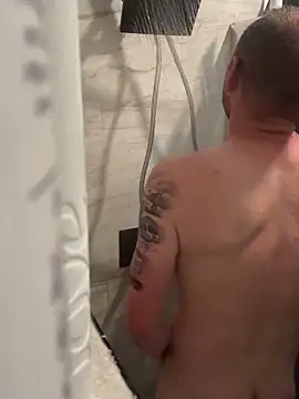 RobsBigD online show from 11-14-25, 03:32