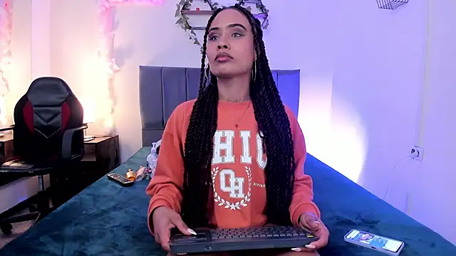 Lucerop  online show from 04-10-26, 03:24