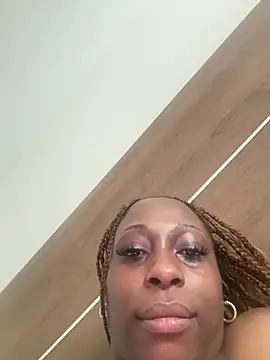 MadameMuse online show from 04-08-26, 02:40