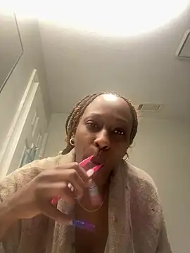 MadameMuse online show from 04-07-26, 11:01