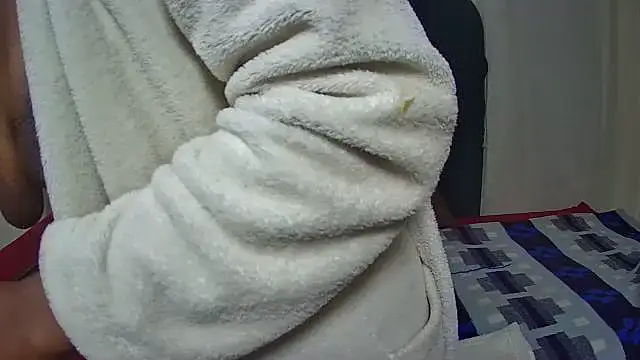 Squirt bitchxxx online show from 11-17-25, 08:24