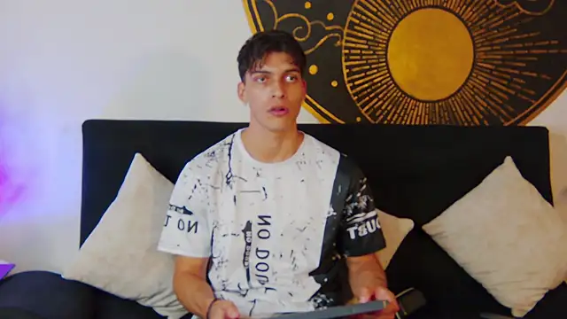 AlessioVitale online show from 02-24-26, 07:59