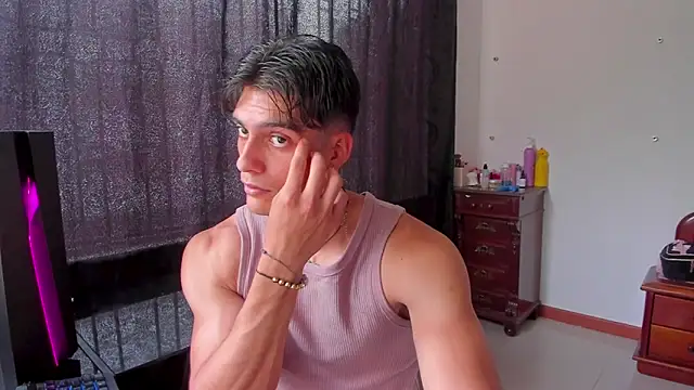 AlessioVitale online show from 03-26-26, 09:13